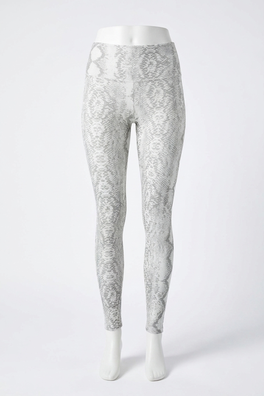 NEW BEACH RIOT ayla legging in taupe snake